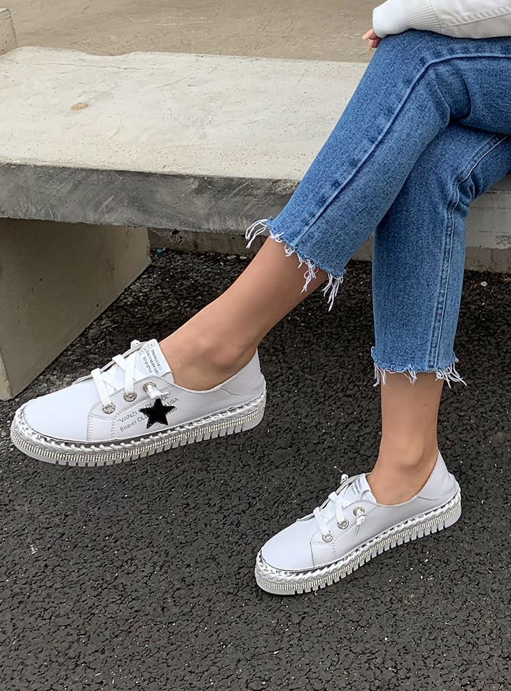 trendy star sneakers